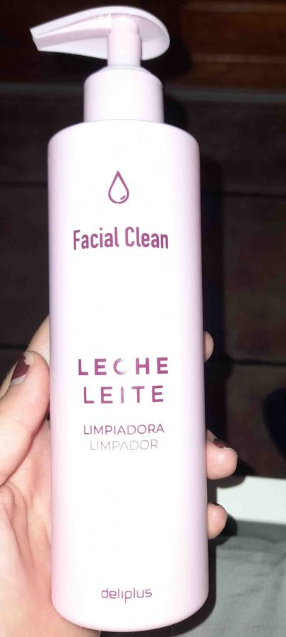 Leche limpiadora, Deliplus